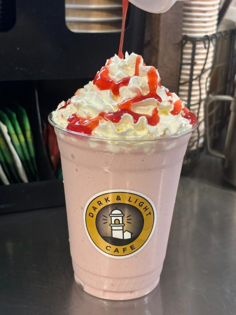 Dark & Light Cafe-4